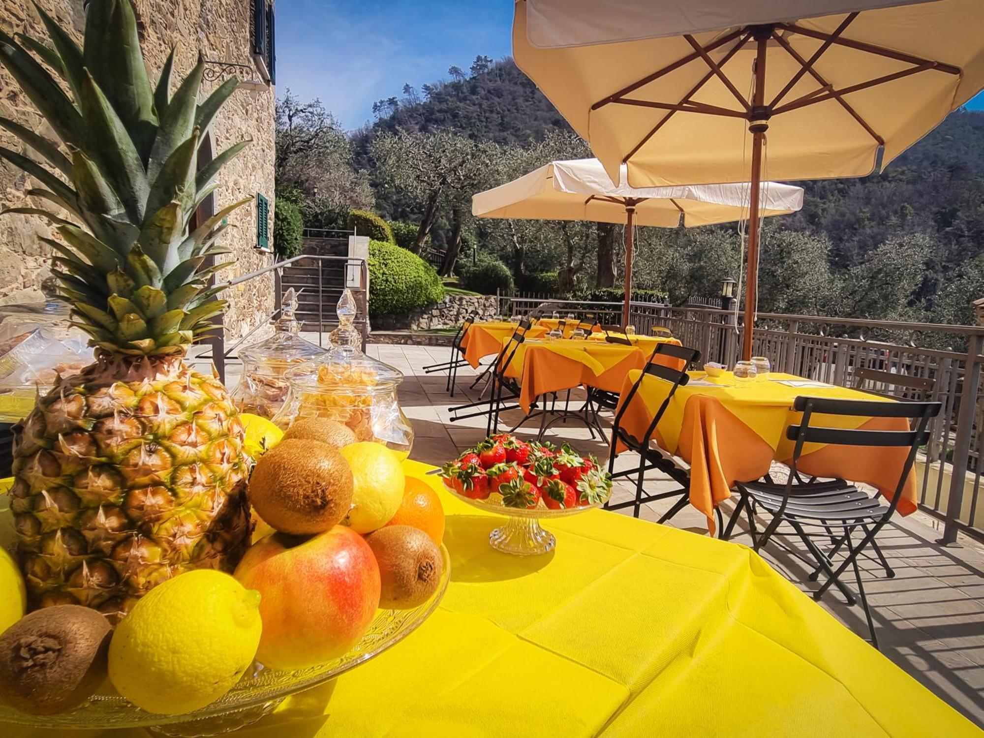 Locanda Il Monastero Ortonovo Екстер'єр фото