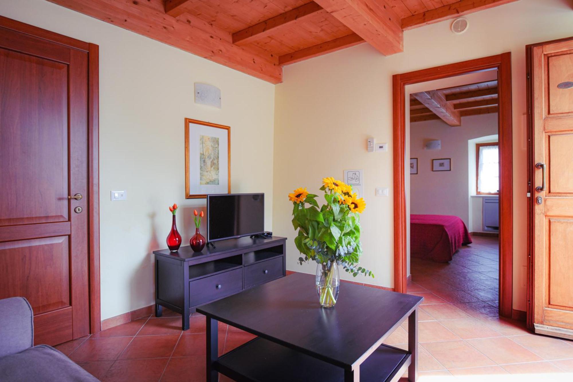 Locanda Il Monastero Ortonovo Екстер'єр фото
