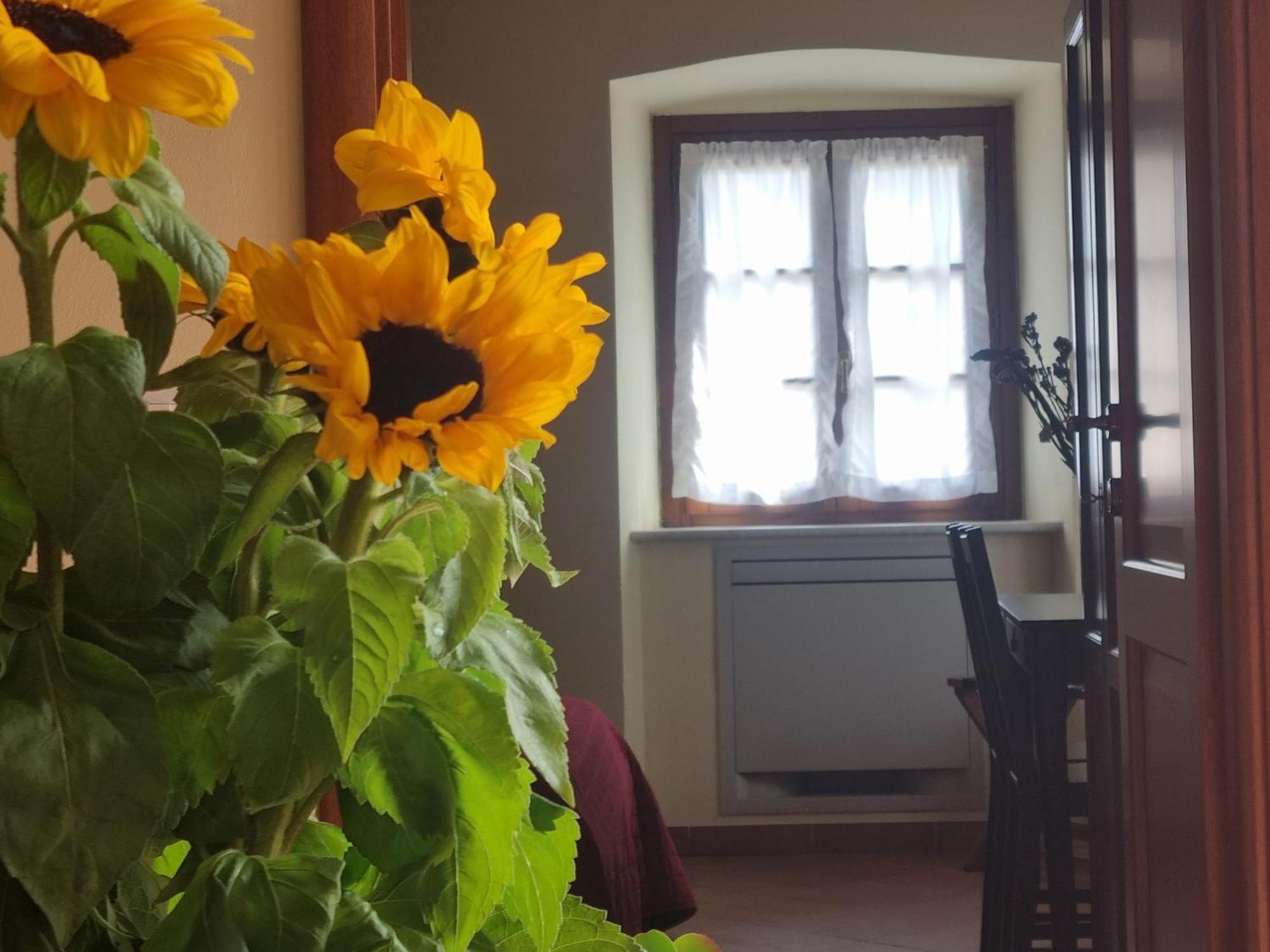 Locanda Il Monastero Ortonovo Екстер'єр фото