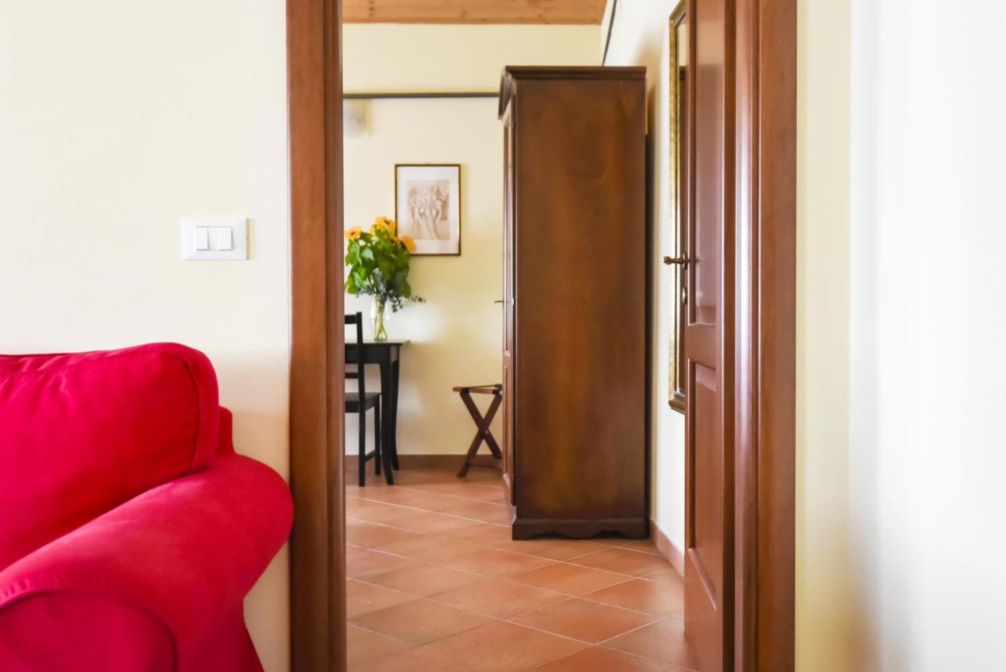 Locanda Il Monastero Ortonovo Екстер'єр фото